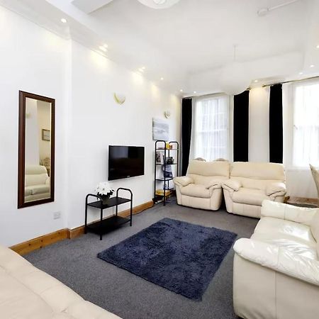 Joivy 3 Bed Flat In Old Town, Close To Grassmarket EDI Exteriér fotografie